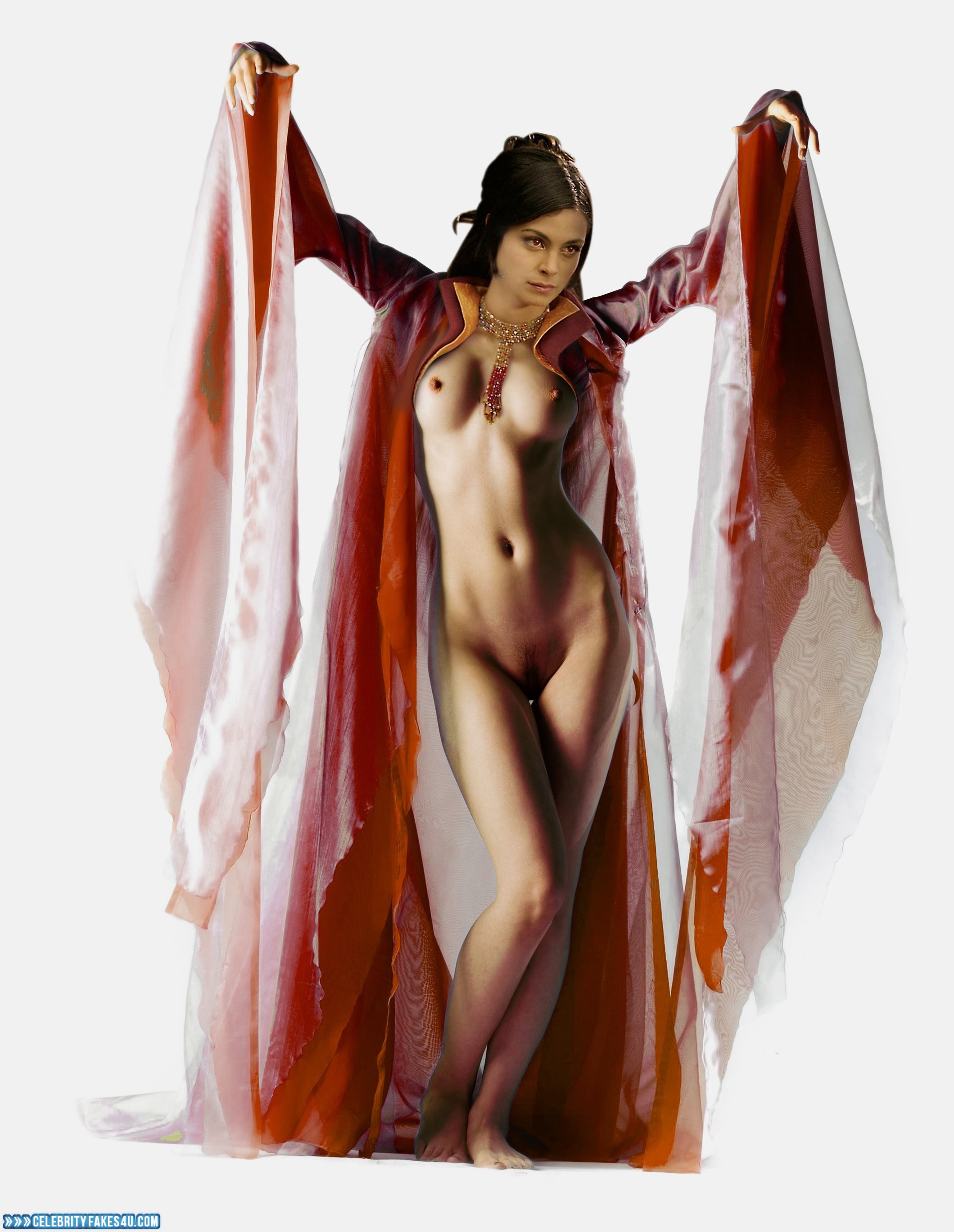 Morena Baccarin Naked Body Boobs 001