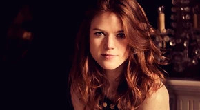 Rose Leslie Fakes - Page 2 Fakes