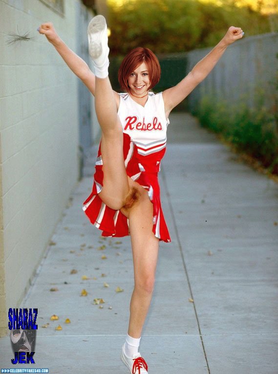 Cheerleader Porn Twirler - Alyson Hannigan Costume Vagina Upskirt Naked 001 Â« Celebrity Fakes 4U