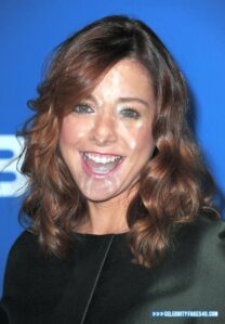 Alyson Hannigan Facial 001