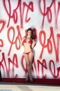 Amanda Cerny Bikini Legs Porn 001