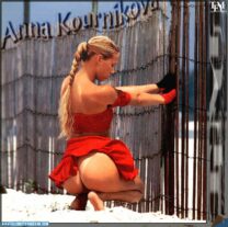 Anna Kournikova Ass Tan Lines 001