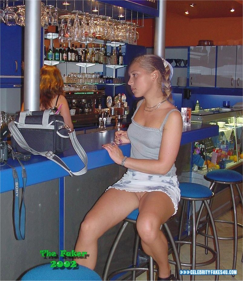 Anna Kournikova Fake, Public, Upskirt, Porn