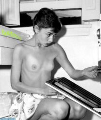 Audrey Hepburn Topless Homemade Hacked Fake 001