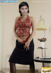 Audrey Tautou Skirt Pussy Masturbation 001