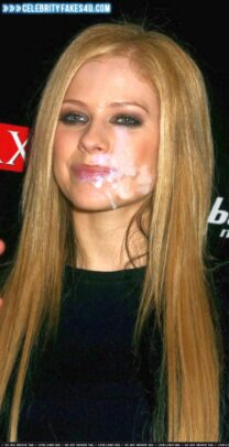 Avril Lavigne Cum Facial Fakes 002