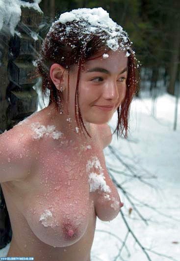 Camilla Belle Fake, Nude, Outdoor, Readhead, Tits, Porn