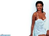 Catherine Zeta Jones Lingerie Wet Nudes 001