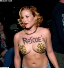 Christina Applegate Breasts Public 001