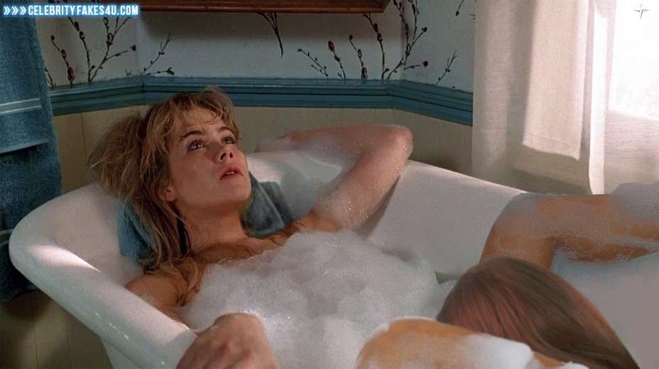 Christina Applegate Fake, Bath / Shower, Lesbian, Pussy Eaten, Porn