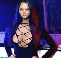 Christina Ricci Tits Exposed 002