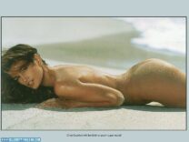 Cindy Crawford Ass Beach Fake 001