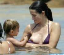 Courteney Cox Voyeur Bikini Xxx 001