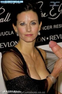 Courteney Cox Handjob Facial Nudes Sex 001