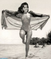 Dawn Wells Beach Nude 001