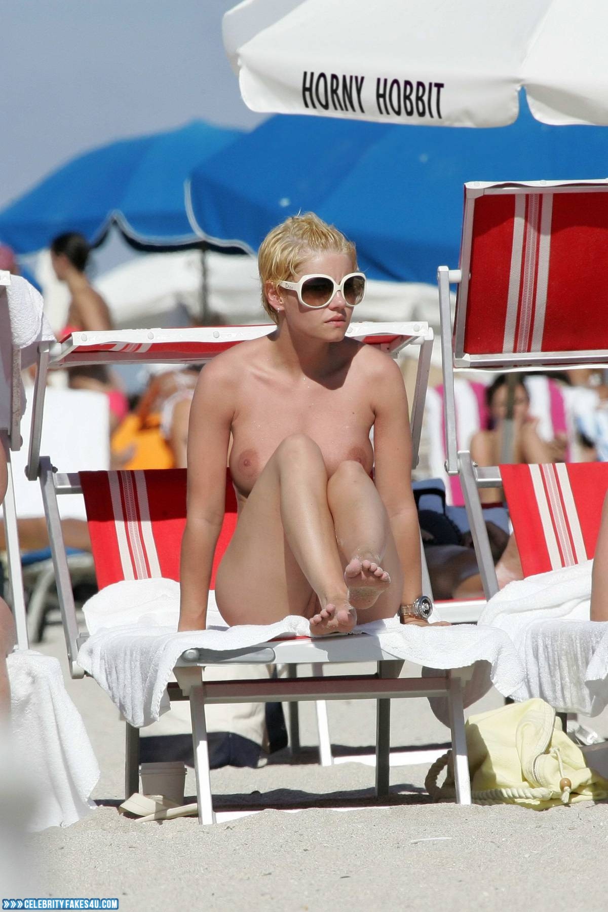 Elisha Cuthbert Fake, Beach, Feet, Public, Tits, Voyeur, Porn