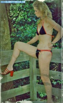 Elizabeth Montgomery Bikini Legs Nudes 001