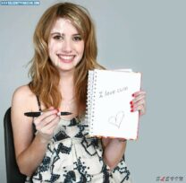 Emma Roberts Facial Fake 001