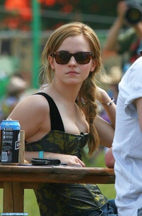 Emma Watson Fake, Nip Slip, Outdoor, Public, Tits, Porn