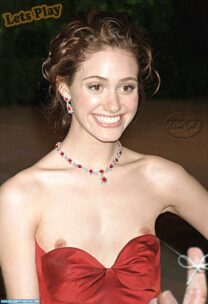 Emmy Rossum Nipple Slip Red Carpet Naked 001