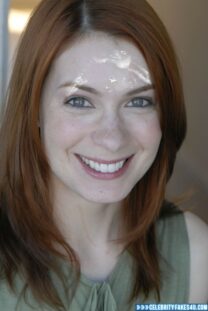 Felicia Day Facial Cumshot 001