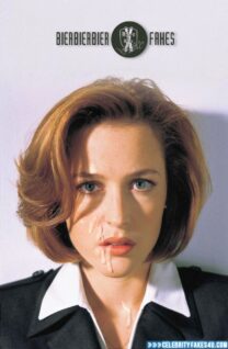 Gillian Anderson Facial Cumshot 004