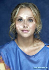 Hayden Panettiere Cum Facial 002