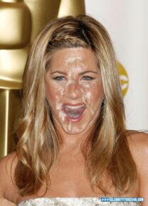 Jennifer Aniston Cumshot Facial 001