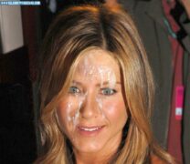 Jennifer Aniston Facial 006