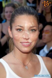 Jessica Biel Public Cumshot Facial Xxx Fake 001