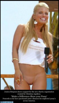 Jessica Simpson Pantiless Public Naked 001