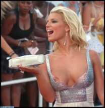 Jessica Simpson Wardrobe Malfunction Public Nude 001