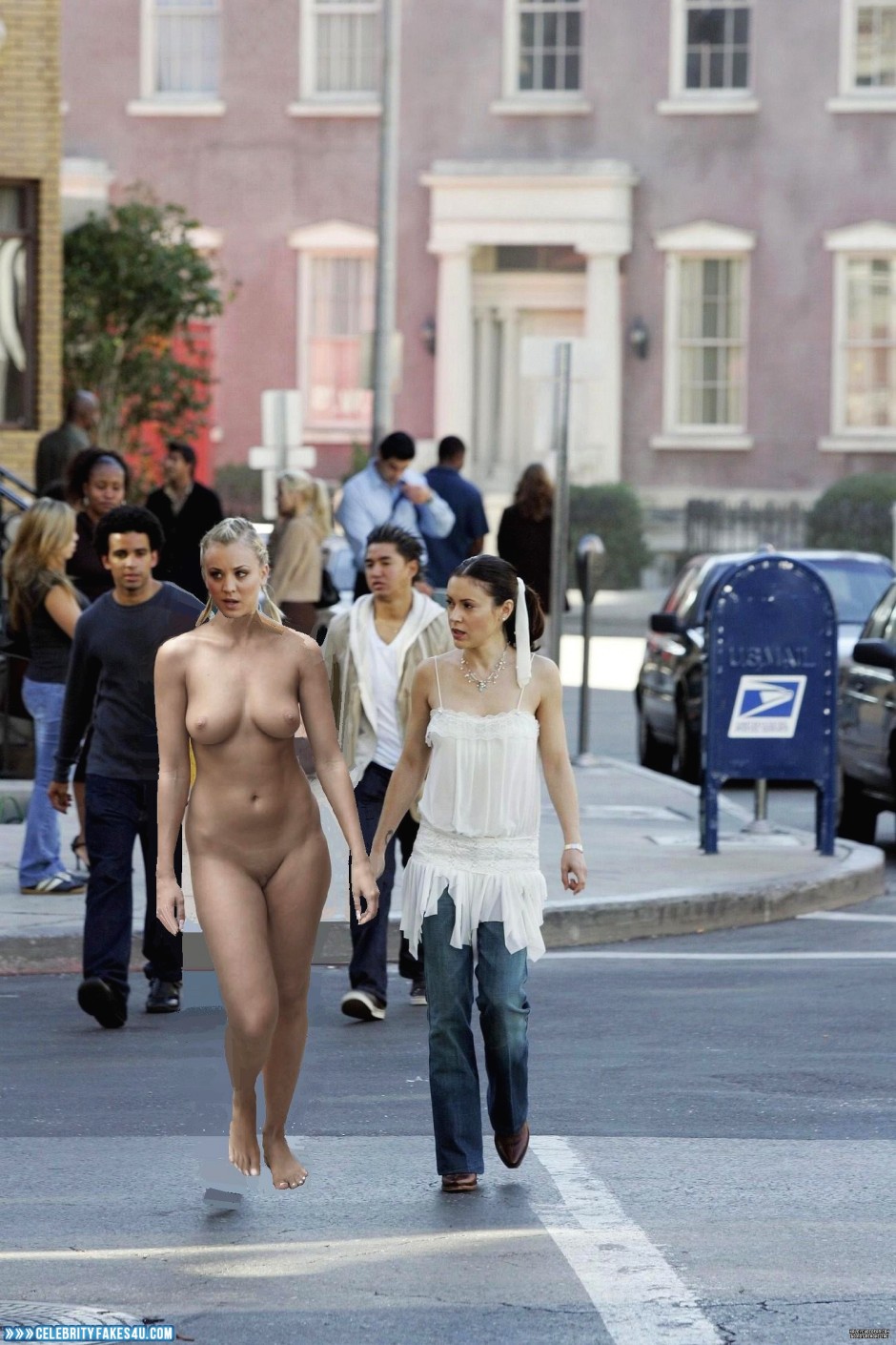 Lesbians Public Nude - Kaley Cuoco Lesbian Public Nudes Fake 001 Â« Celebrity Fakes 4U