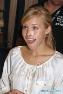 Kristen Bell Facial Cumshot Public Naked 001