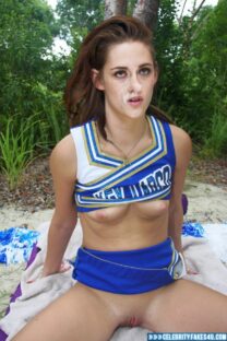 Kristen Stewart Costume Pantieless Porn 001