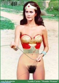 Lynda Carter Hairy Pussy Pantieless 001