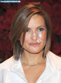 Mariska Hargitay Facial 001