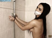 Megan Fox Bath Leaked 001