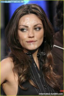Mila Kunis Horny Facial 001