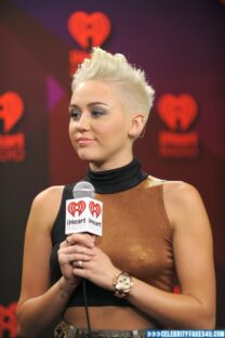 Miley Cyrus See Thru Nipples Nsfw 001