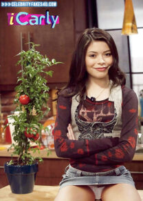 Miranda Cosgrove iCarly Nude Fake-001