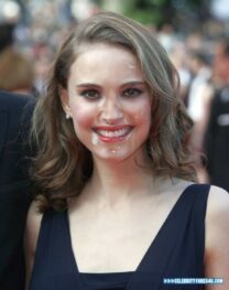 Natalie Portman Cum Facial 002