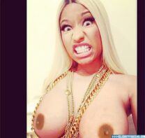 Nicki Minaj Selfie Homemade Porn Fake 002