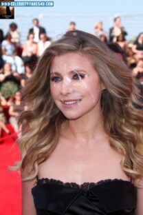 Sarah Chalke Cumshot Facial Red Carpet Event Nsfw 001