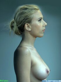 Scarlett Johansson Tits Naked 005