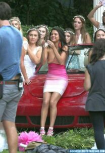 Selena Gomez Voyeur Public Fake 001