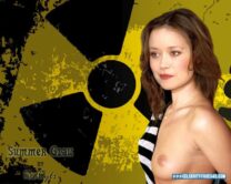 Summer Glau Boobs Nudes 001