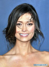 Summer Glau Cum Facial 002