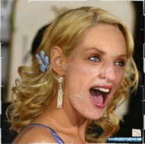Uma Thurman Cum Facial Public Porn 001