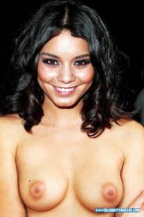 Vanessa Hudgens Boobs 001